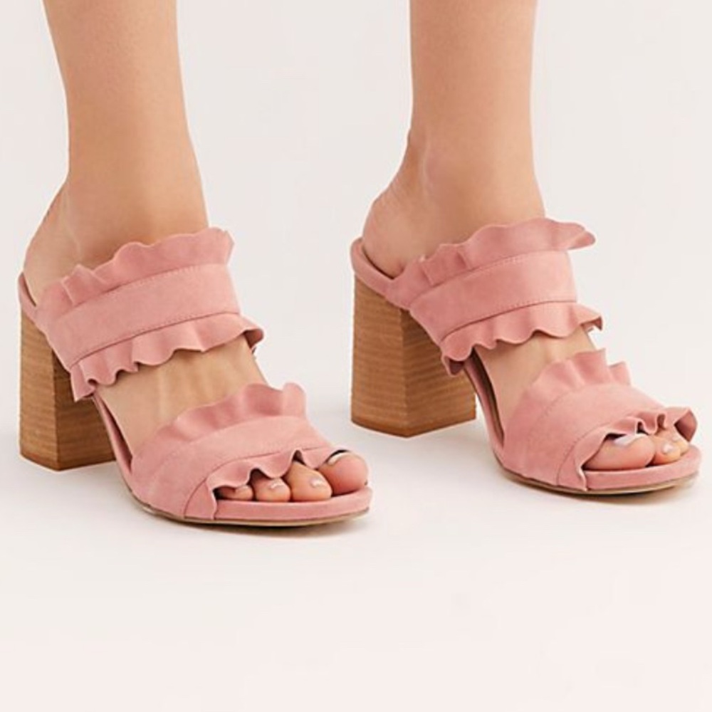 Free People Rosie Ruffle Suede Mules Women’s EU 36 US 5.5-6 Pink Slip On Sandals